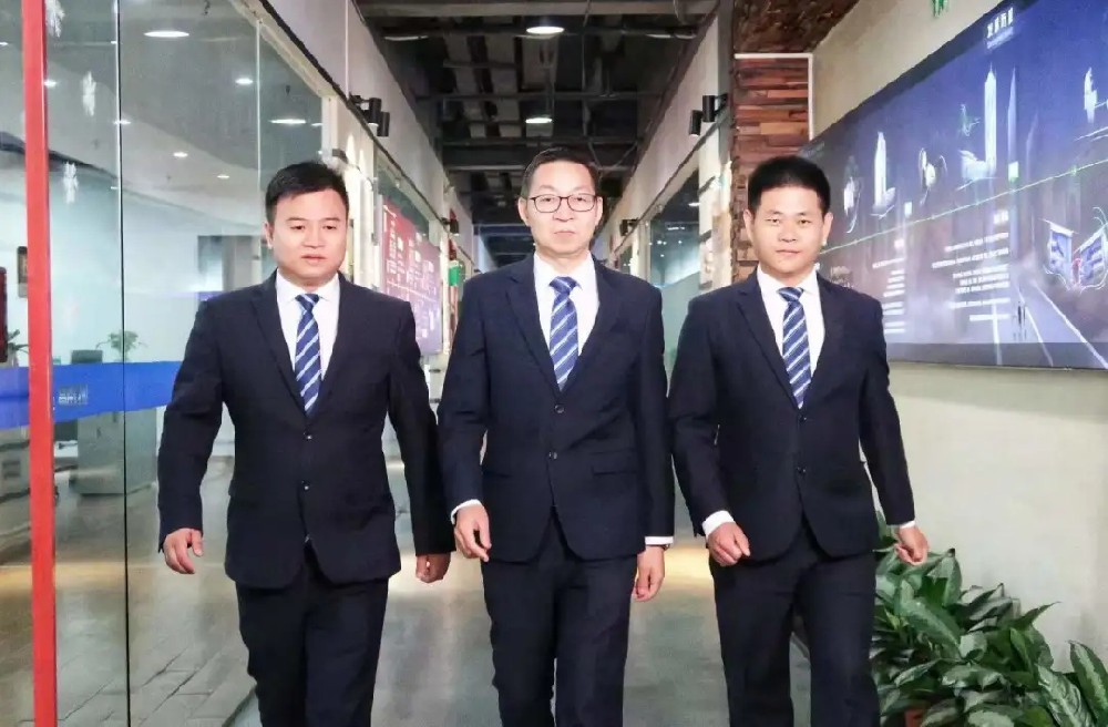 凰家访谈 | 精工智能宋军华：已为超300家企业提供数字化转型效劳，，未来将向平台商转型
