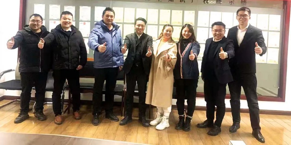 有“智”者事竟成丨浙江中正携手爱益精工智能开启新工厂妄想项目